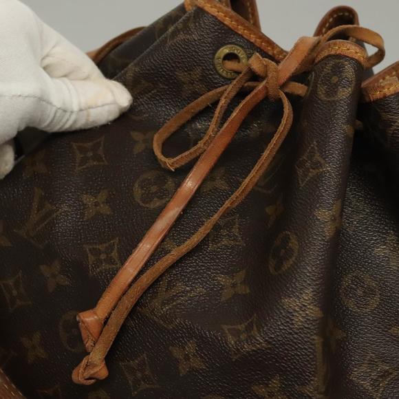 LOUIS VUITTON Monogram Noe Shoulder Bag M42224 LV Auth 131769 - Picture 10 of 16